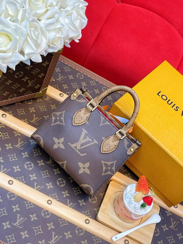LV OnTheGo BB - Image 9