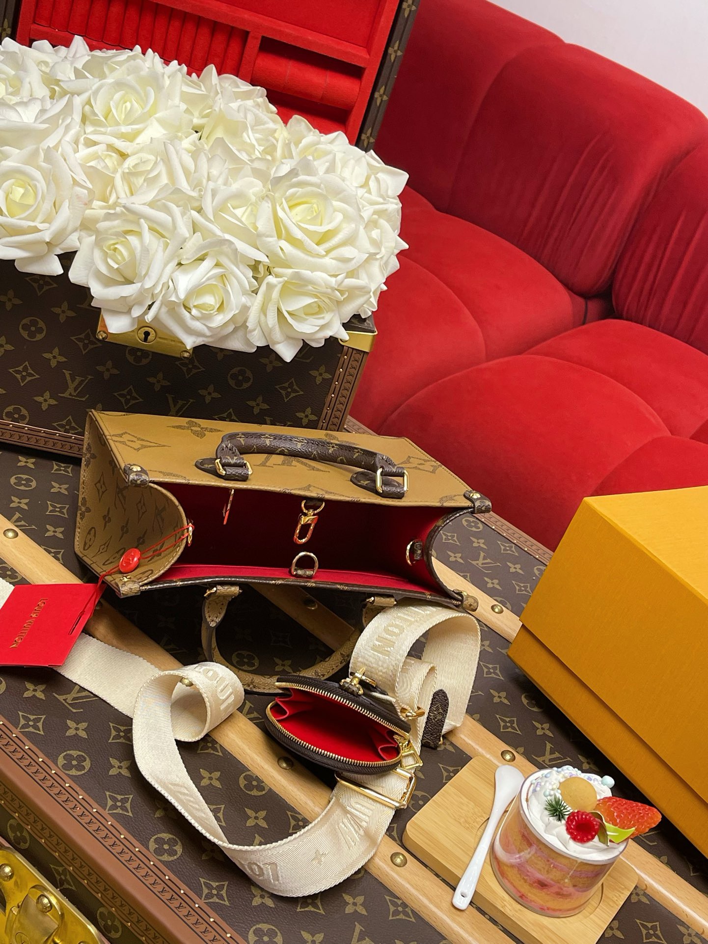 LV OnTheGo PM - Image 8