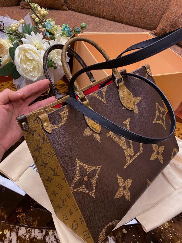 LV OnTheGo MM - Image 3