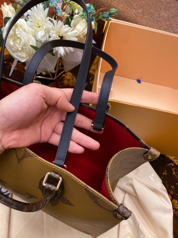 LV OnTheGo MM - Image 5