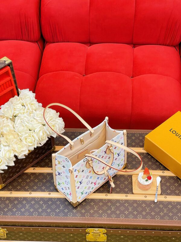LV x TM OnTheGo MM - Image 9