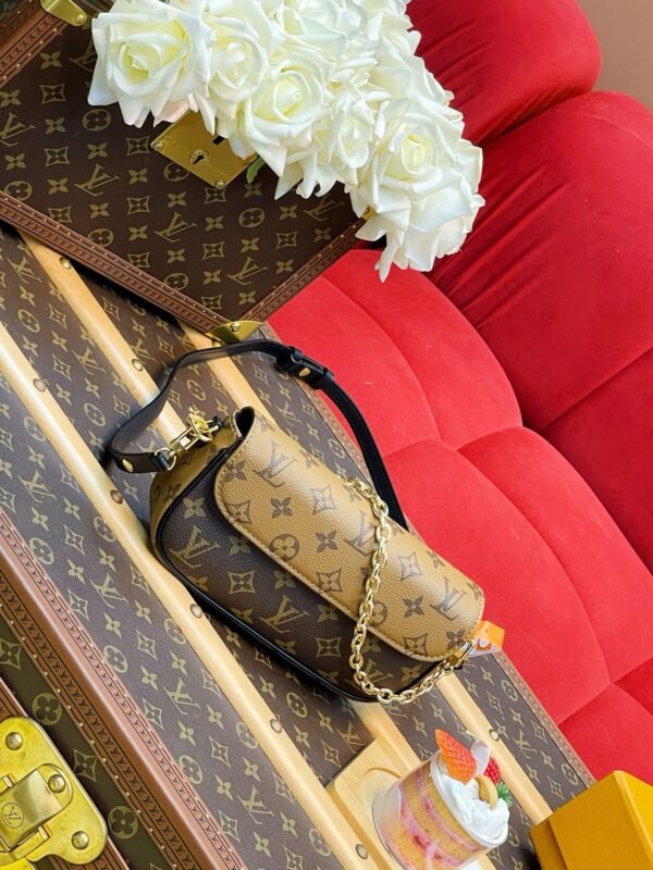 LV Wallet on Chain Ivy - Image 3
