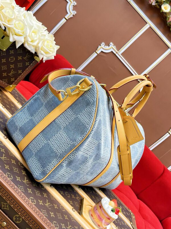 LV Keepall Bandoulière 50 - Image 6