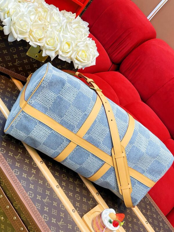 LV Keepall Bandoulière 50 - Image 7